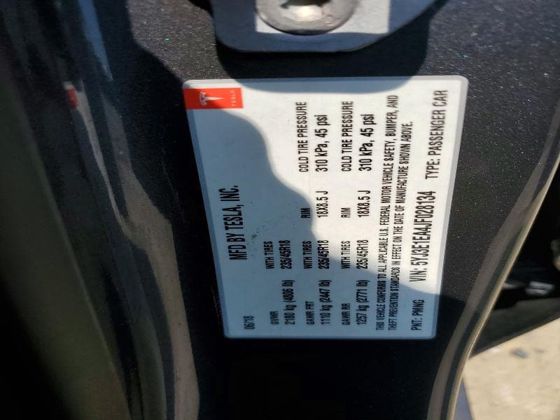 2018 TESLA MODEL 3 12