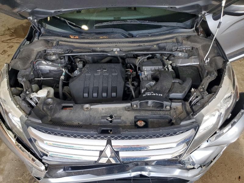 2018 MITSUBISHI ECLIPSE CROSS SE/SEL 12