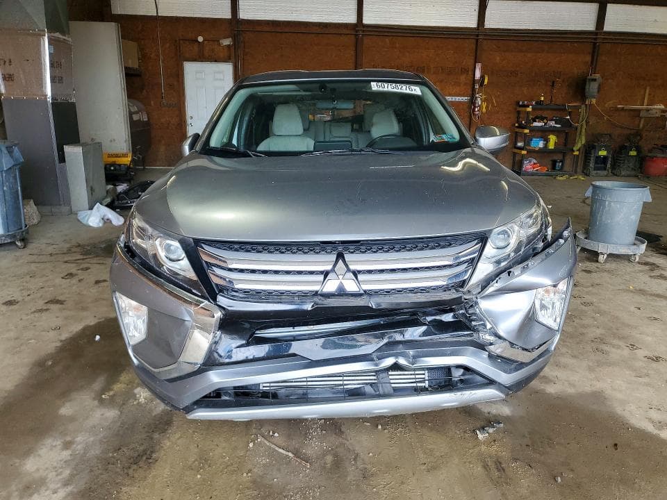 2018 MITSUBISHI ECLIPSE CROSS SE/SEL 5