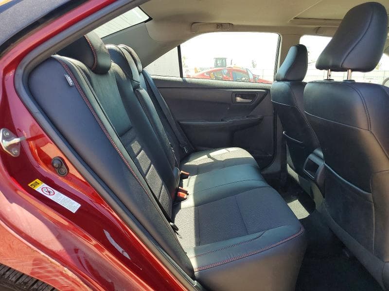 2017 TOYOTA CAMRY SE SE 10