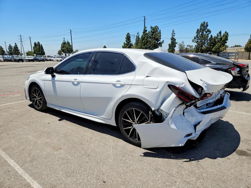 2023 TOYOTA CAMRY SE 2