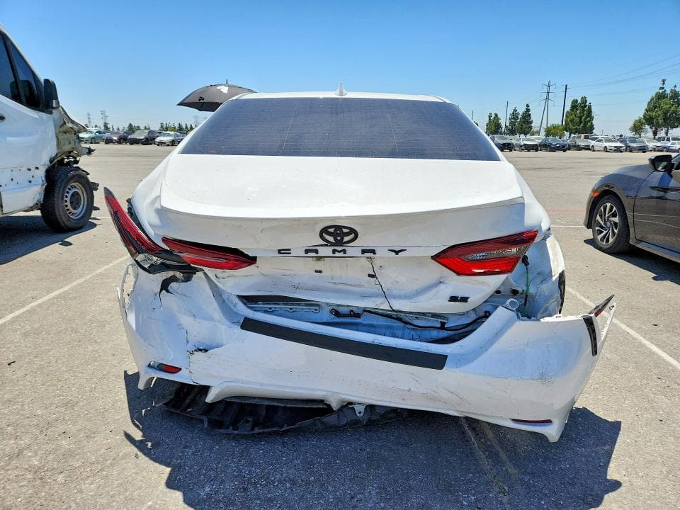 2023 TOYOTA CAMRY SE 6