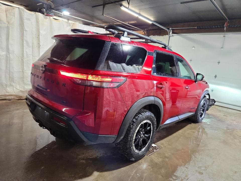2023 NISSAN PATHFINDER SV 3