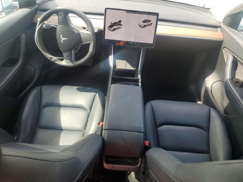 2021 TESLA MODEL Y 8