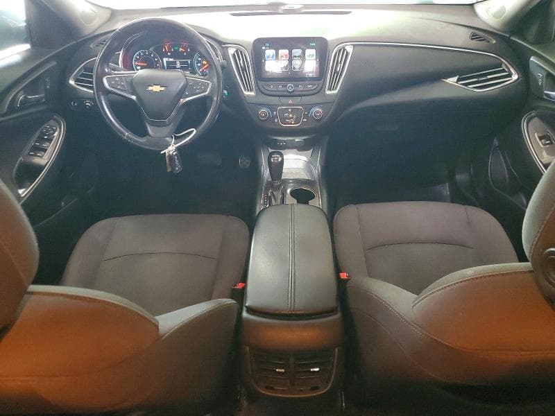 2017 CHEVROLET MALIBU LT 8