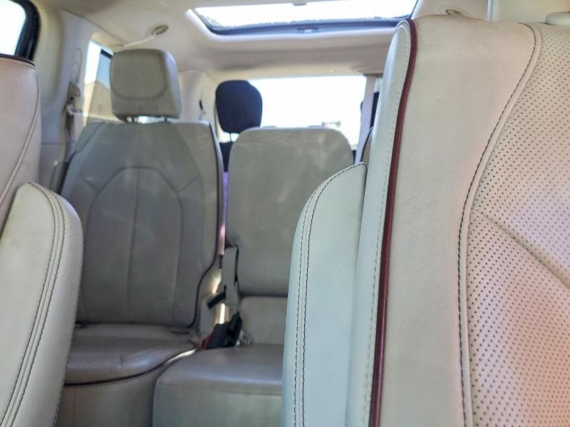 2017 CHRYSLER PACIFICA LIMITED 10