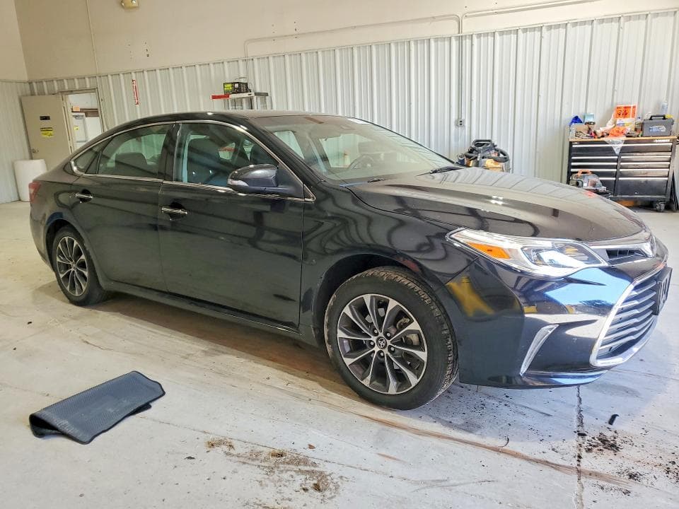 2018 TOYOTA AVALON XLE 4