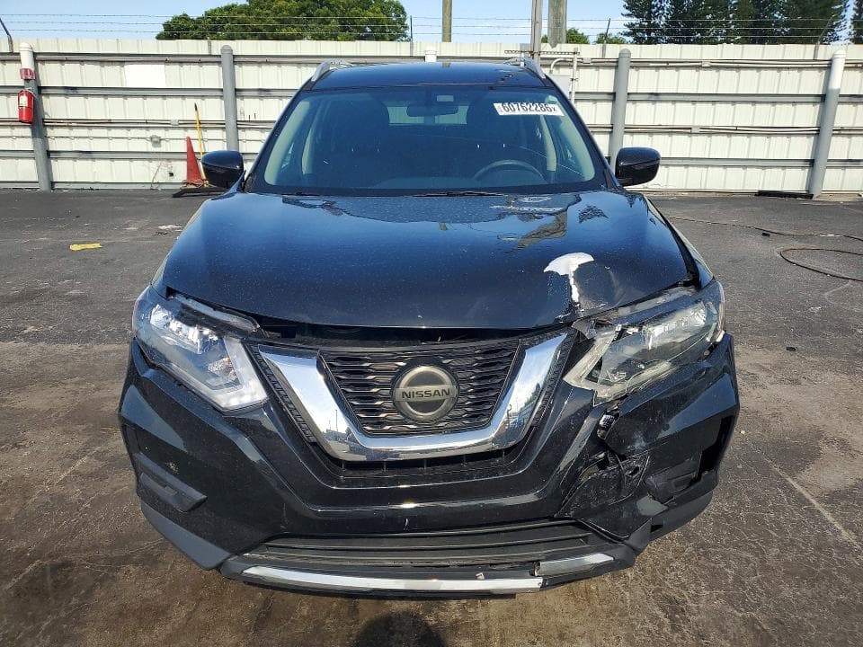 2018 NISSAN DATSON 5