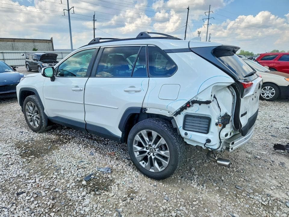 2024 TOYOTA RAV4 XLE PREMIUM 2