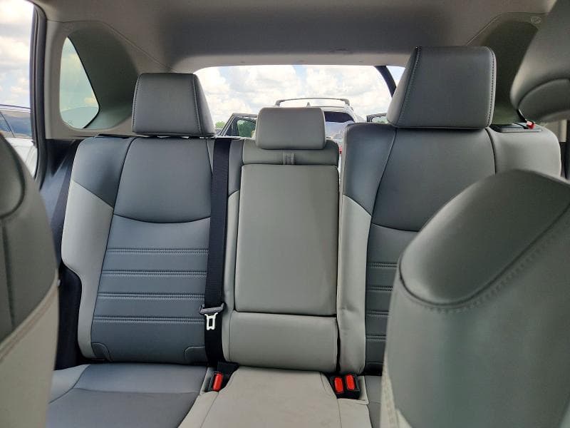 2024 TOYOTA RAV4 XLE PREMIUM 10