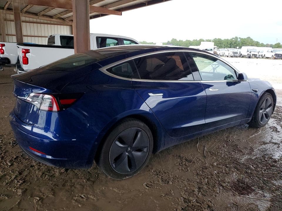 2018 TESLA MODEL 3 3