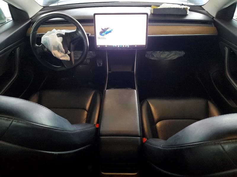 2018 TESLA MODEL 3 8