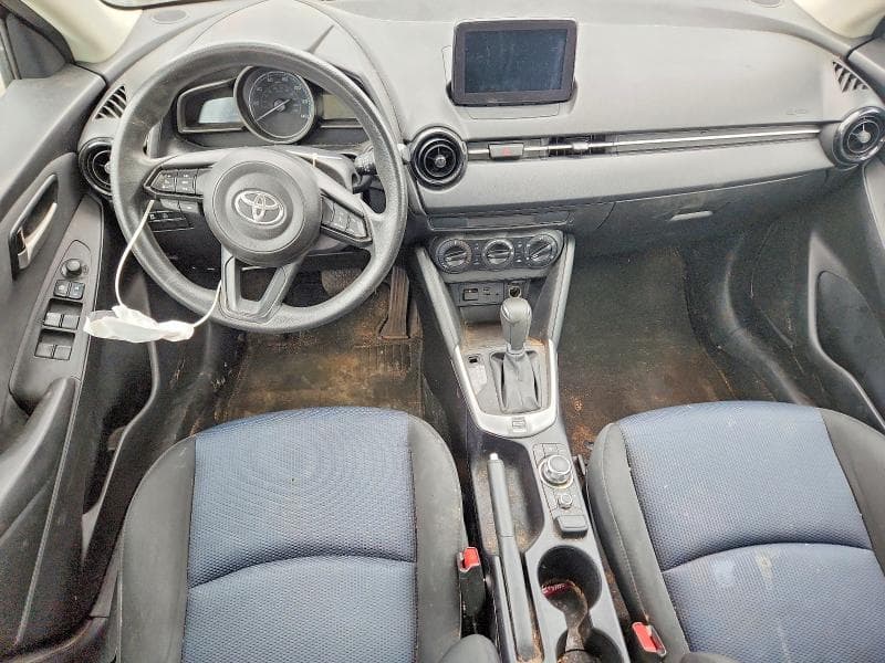 2019 TOYOTA YARIS L L 8
