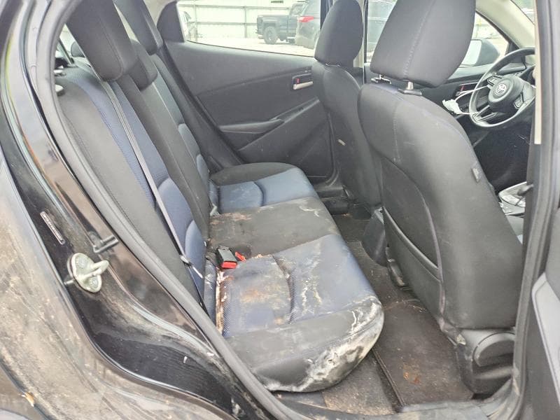 2019 TOYOTA YARIS L L 10