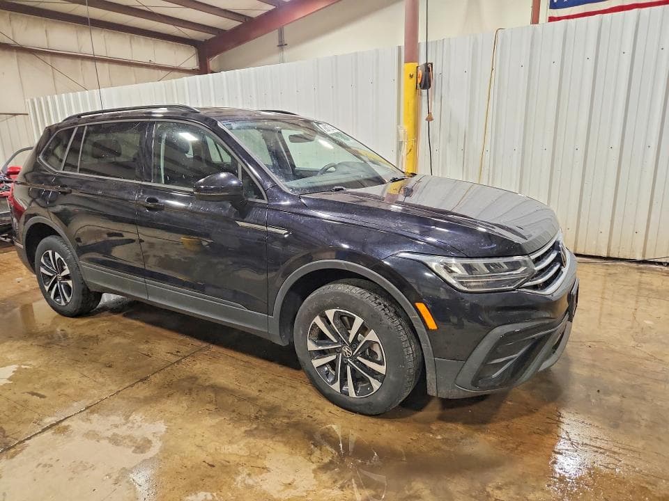 2023 VOLKSWAGEN TIGUAN S 4