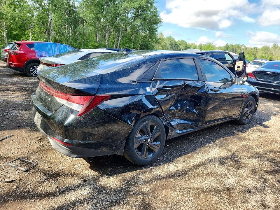 2023 HYUNDAI ELANTRA SEL 3