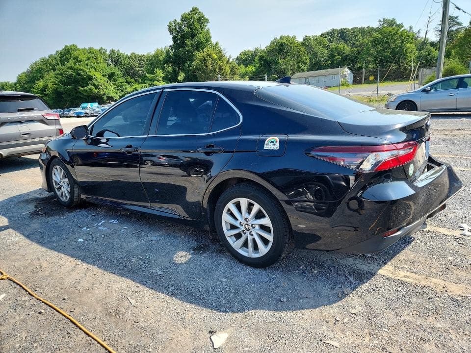 2022 TOYOTA CAMRY LE 2