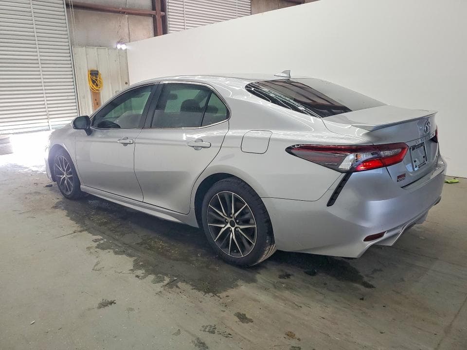 2024 TOYOTA CAMRY SE 2