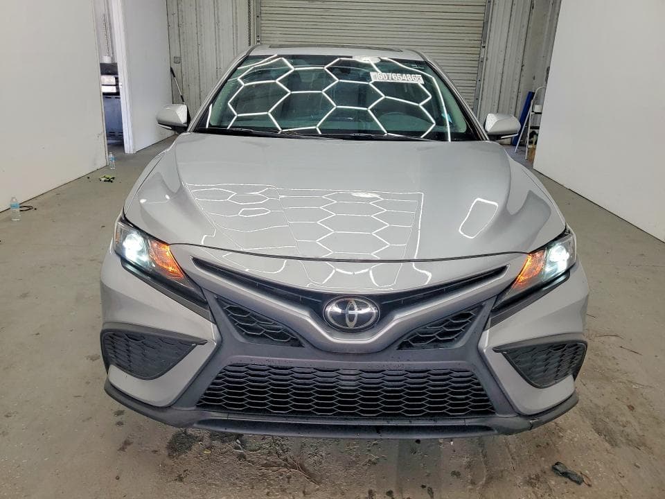 2024 TOYOTA CAMRY SE 5