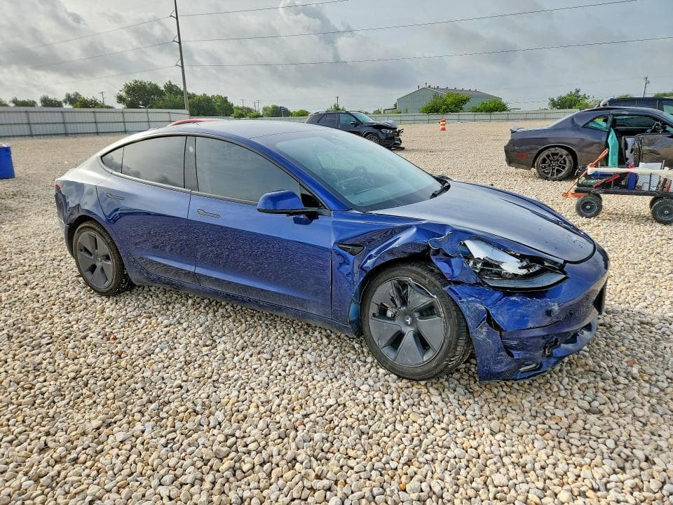 2023 TESLA MODEL 3 4