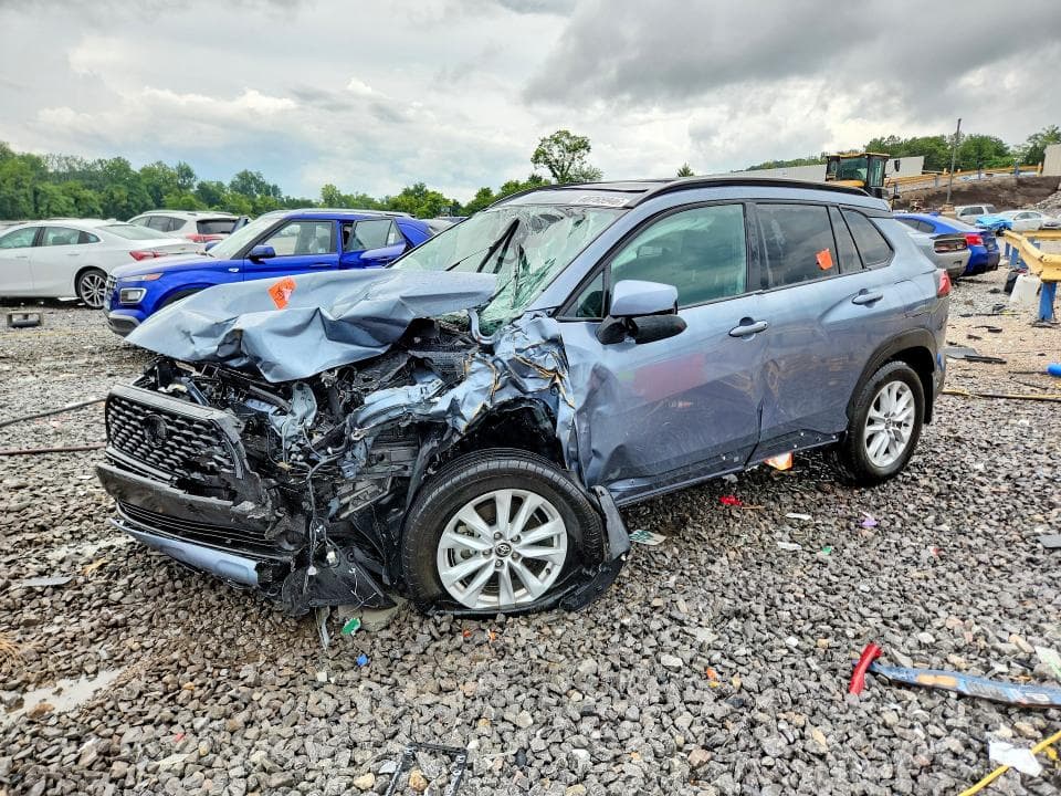 2024 TOYOTA COROLLA CROSS LE - 1