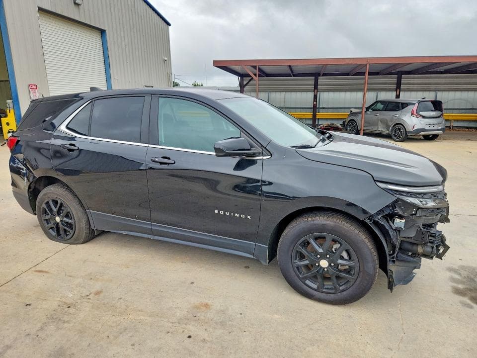 2023 CHEVROLET EQUINOX LT 4