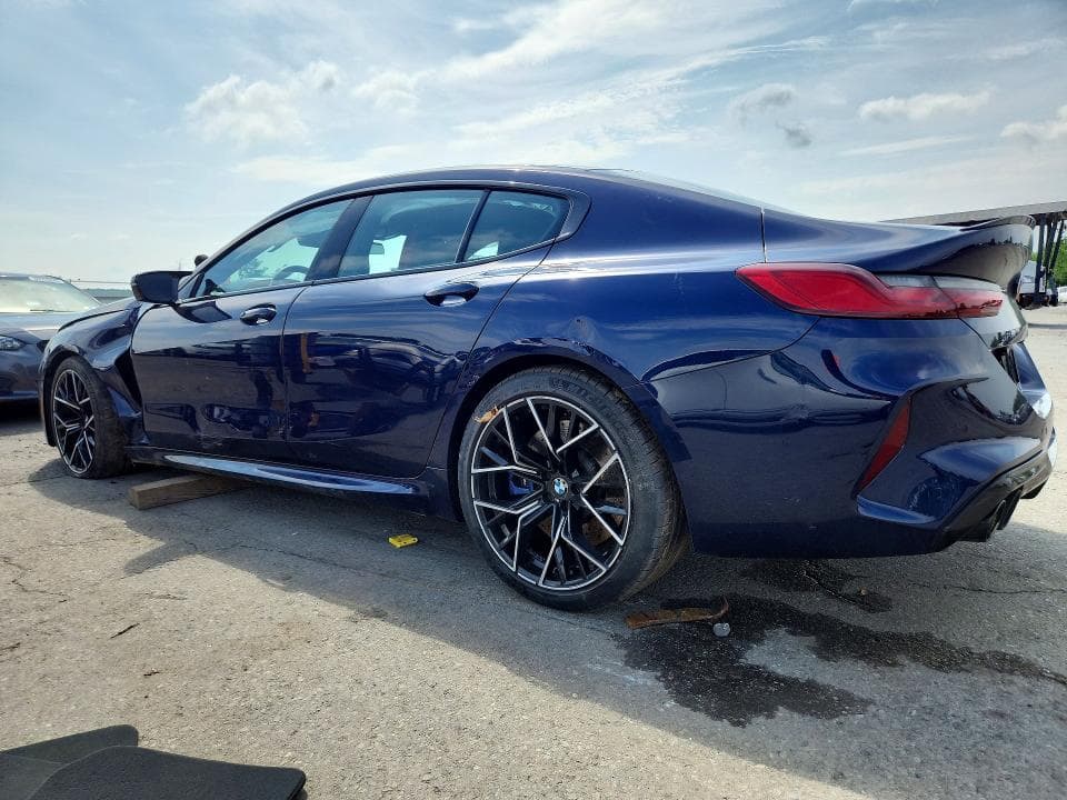 2021 BMW M8 2