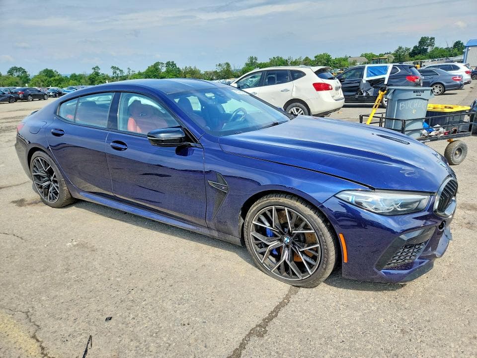 2021 BMW M8 4