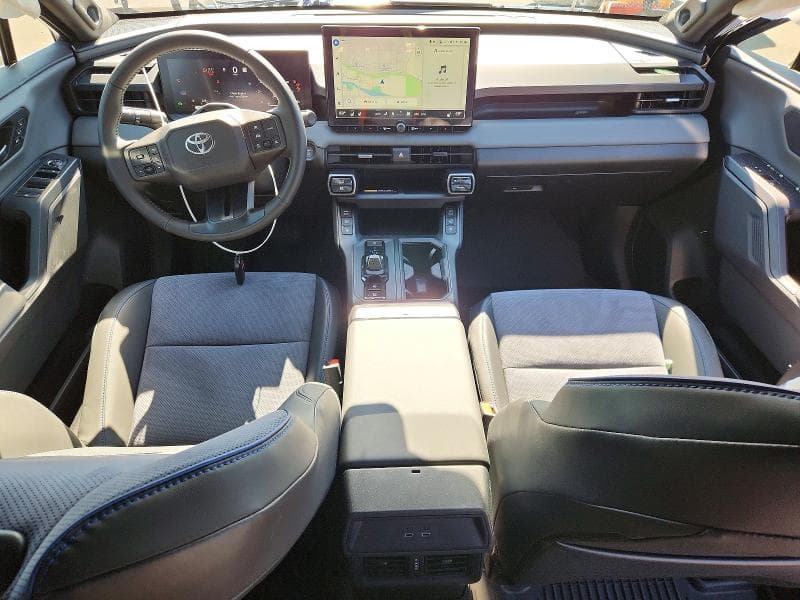 2026 TOYOTA RAV4 XSE XSE 8