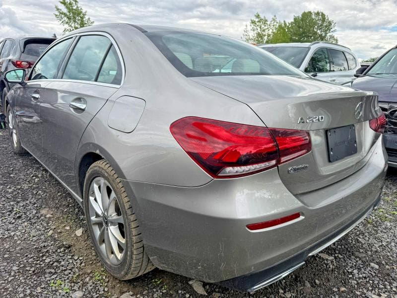 2020 MERCEDES-BENZ A 220 4MATIC 220 4MATIC 3