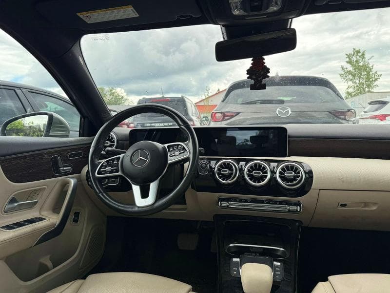 2020 MERCEDES-BENZ A 220 4MATIC 220 4MATIC 9