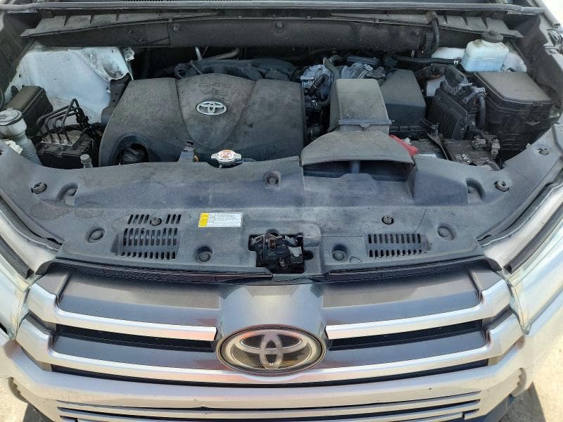 2019 TOYOTA HIGHLANDER XLE XLE 12