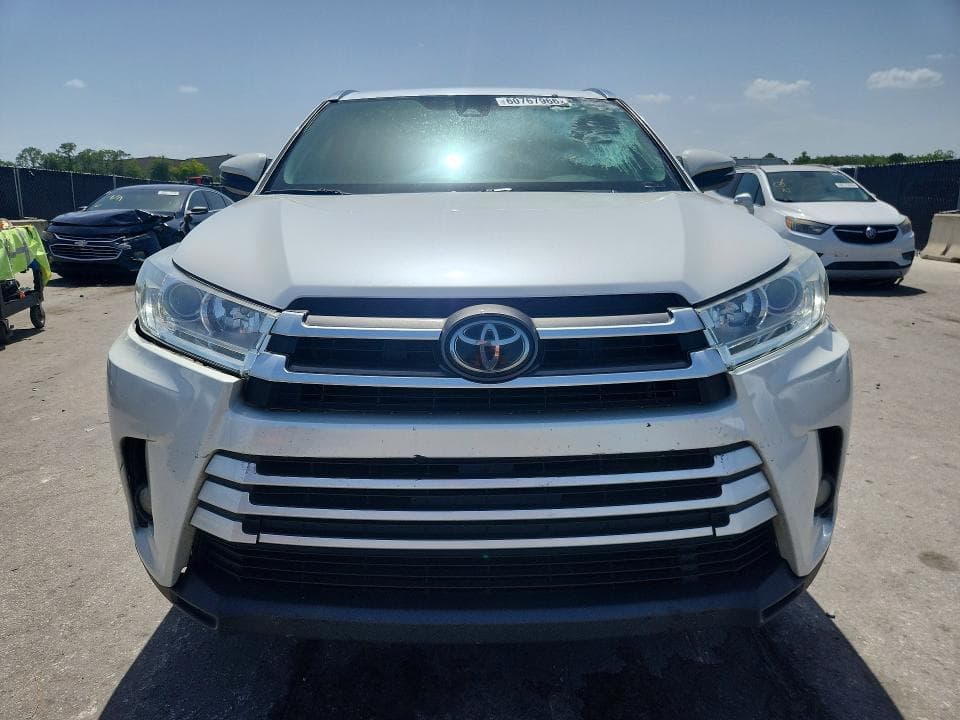 2019 TOYOTA HIGHLANDER XLE XLE 5