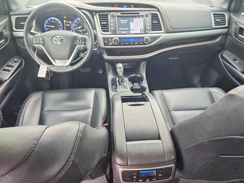 2019 TOYOTA HIGHLANDER XLE XLE 8