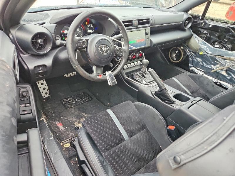 2023 TOYOTA GR 86 PREMIUM 8
