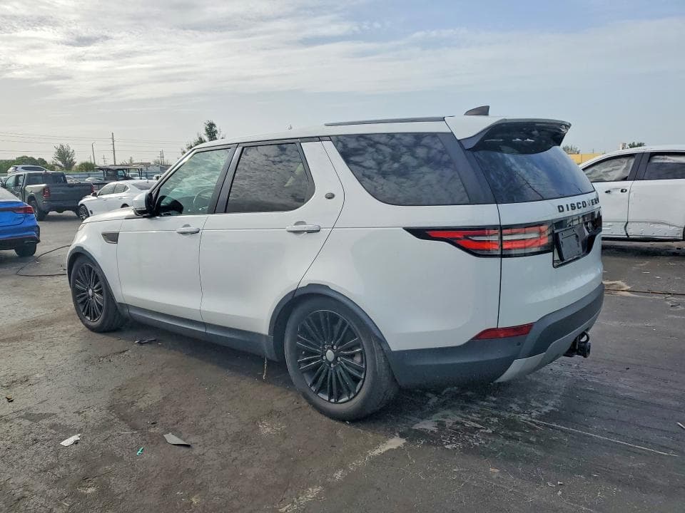 2018 LAND ROVER DISCOVERY HSE LUXURY 2