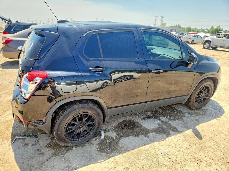 2020 CHEVROLET TRAX LS LS 3