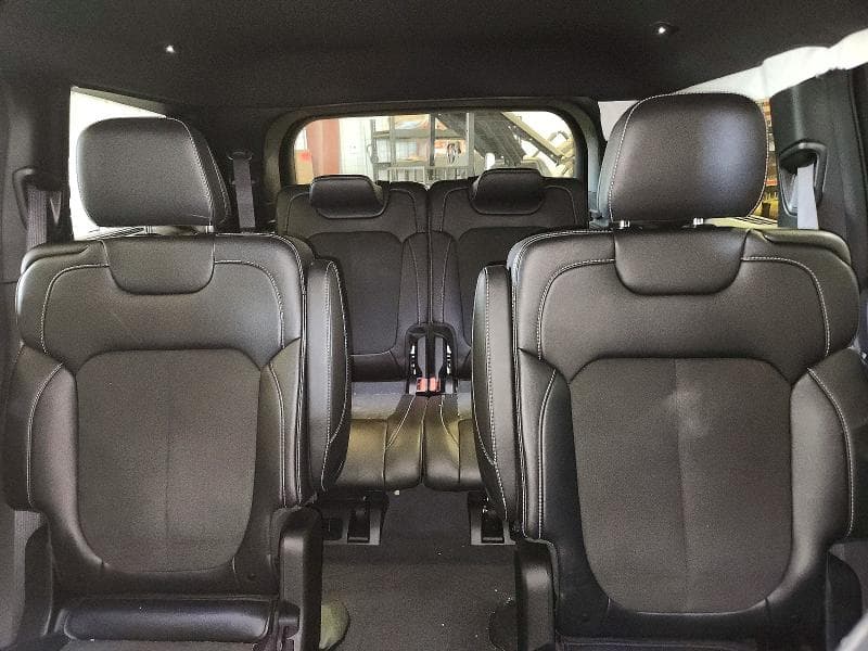 2023 JEEP GRAND CHEROKEE L LAREDO 10