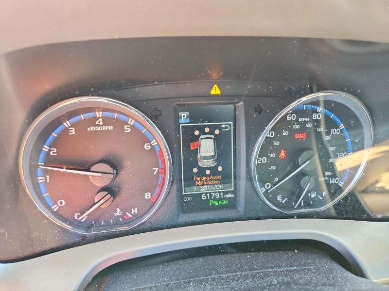 2017 TOYOTA RAV4 LIMITED 9