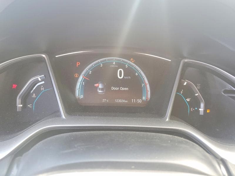 2018 HONDA CIVIC EX 9