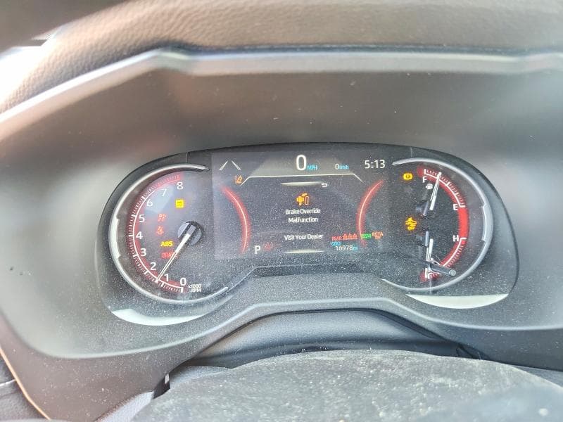 2025 TOYOTA RAV4 XLE XLE 9
