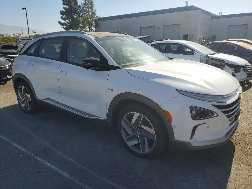 2019 HYUNDAI NEXO LIMITED 4