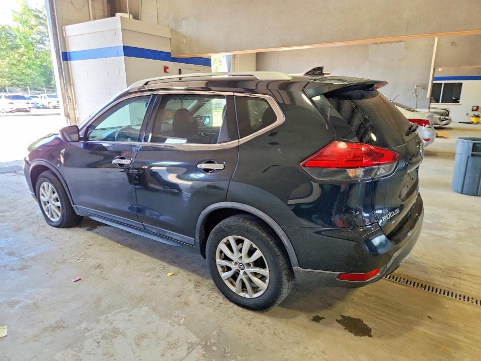 2017 NISSAN ROGUE SV 2