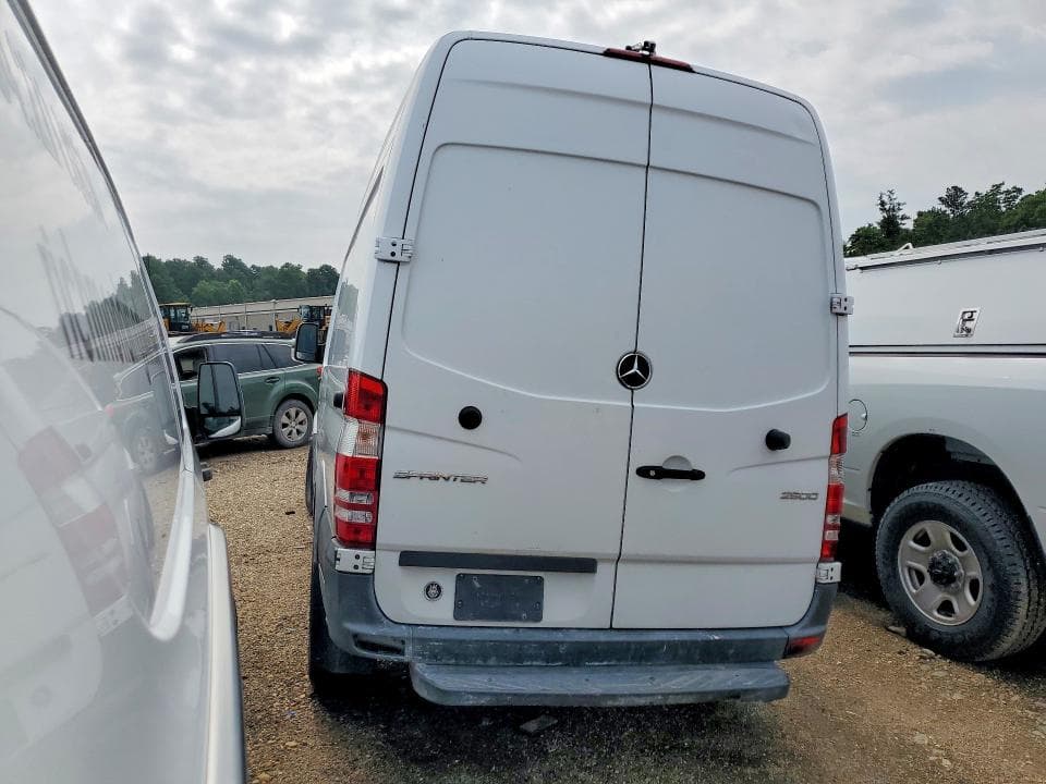 2017 MERCEDES-BENZ SPRINTER 2500 DELIVERY VAN 2