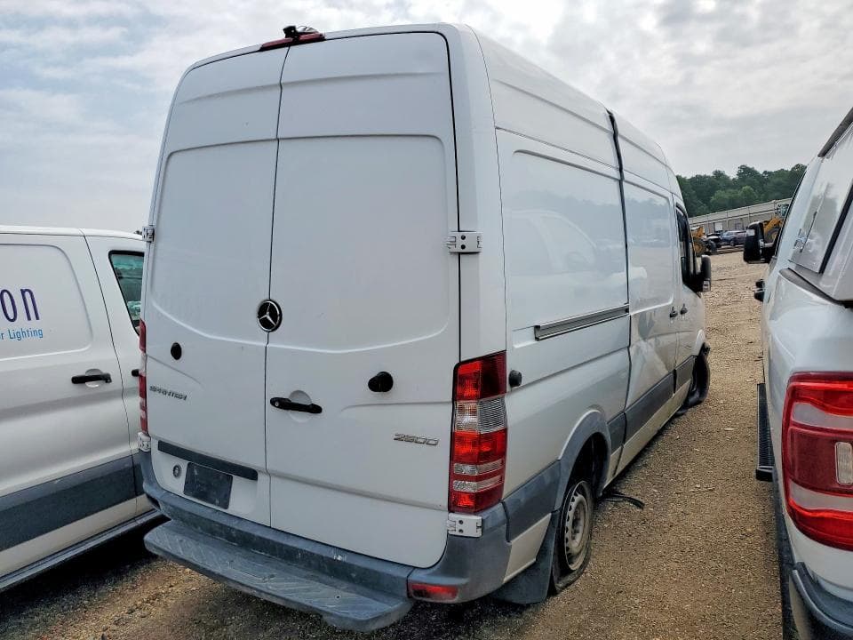 2017 MERCEDES-BENZ SPRINTER 2500 DELIVERY VAN 3