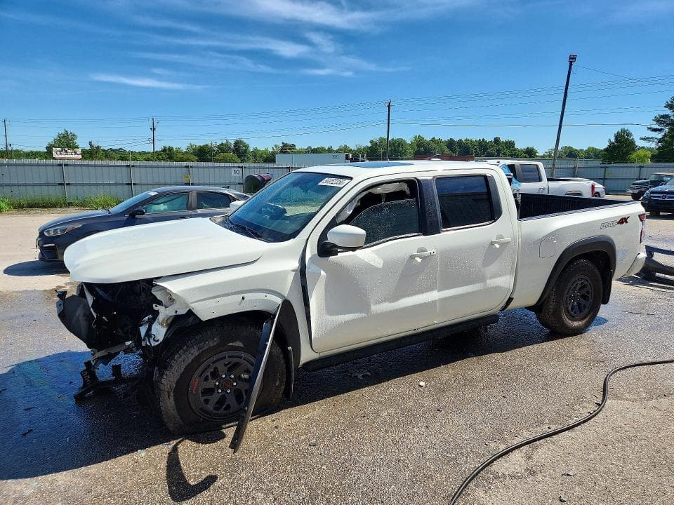 2025 NISSAN FRONTIER PRO-4X - 1