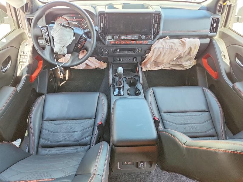 2025 NISSAN FRONTIER PRO-4X 8