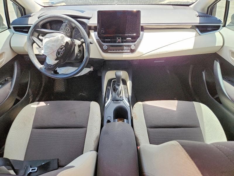 2025 TOYOTA COROLLA LE 8