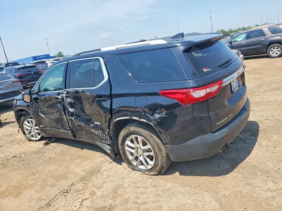 2018 CHEVROLET TRAVERSE LT 2