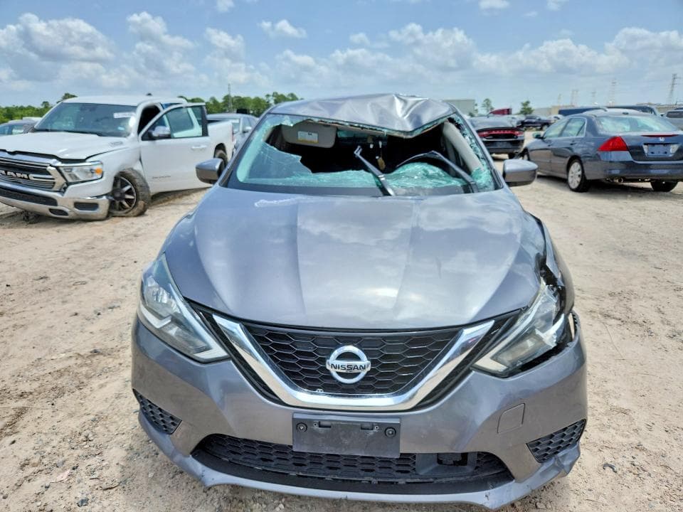 2019 NISSAN SENTRA SV 5